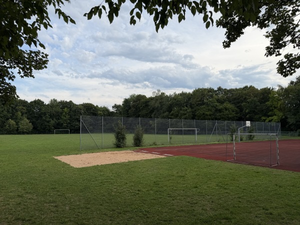 Schulsportplatz Weißenseepark - München-Obergiesing