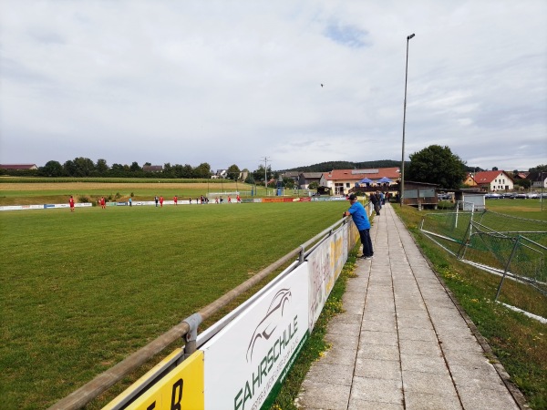 Johann-Zimmermann-Sportplatz - Pfreimd-Weihern