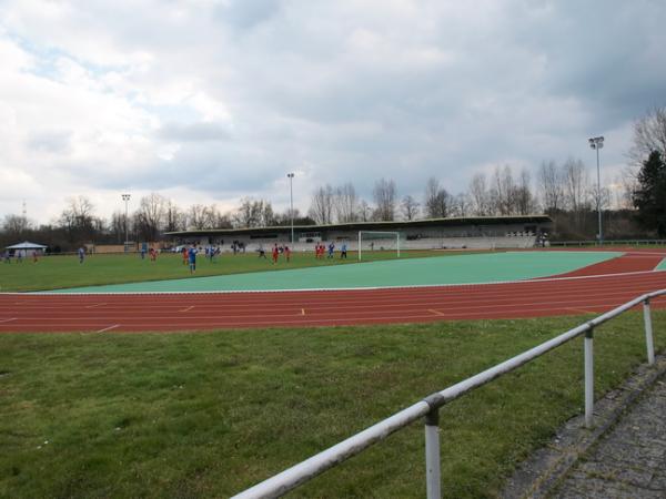 Carl-Heinz-Reiche-Stadion im Sportzentrum Werreanger - Lage/Lippe