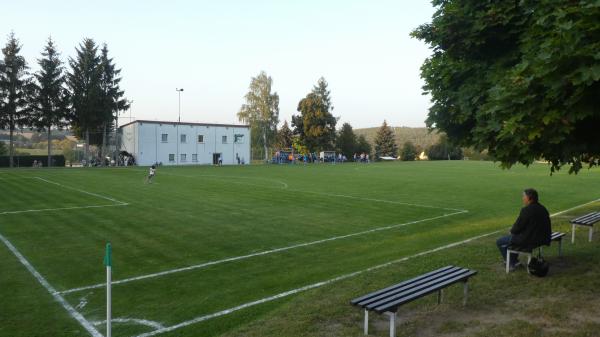 Sportplatz Am Hutberg - Schönau-Berzdorf