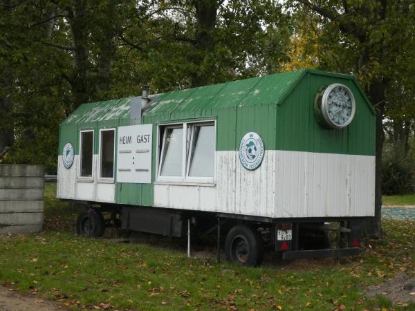 Kastanienstadion - Tauche-Lindenberg