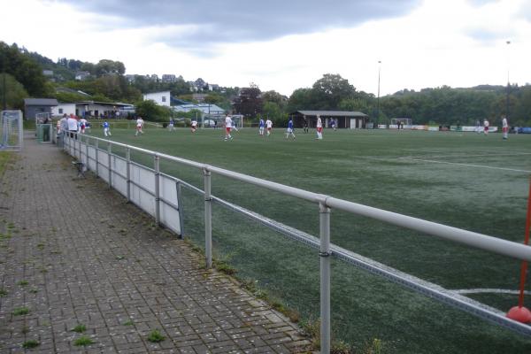 Leißefeld-Kampfbahn im Sportzentrum - Schmallenberg-Bad Fredeburg