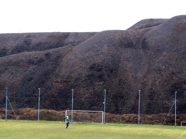 Sportplatz an der Halde - Hergisdorf-Kreisfeld