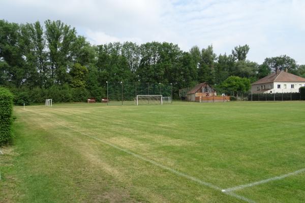 Sportovní Areál Mnětice - Pardubice-Mnětice