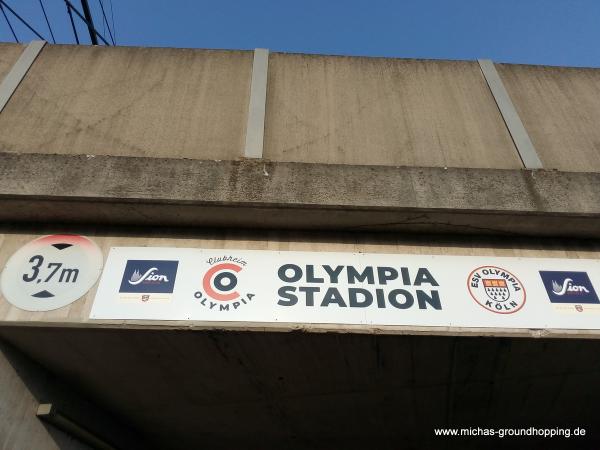 Olympiastadion im Gleisdreieck - Köln-Nippes