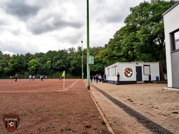 Sportanlage Gesamtschule Ückendorf Platz 2 - Gelsenkirchen-Ückendorf