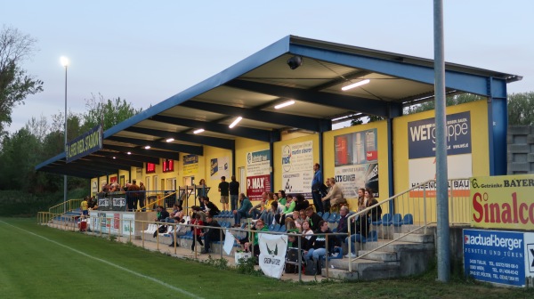 Alfred Riedl Stadion - Grafenwörth