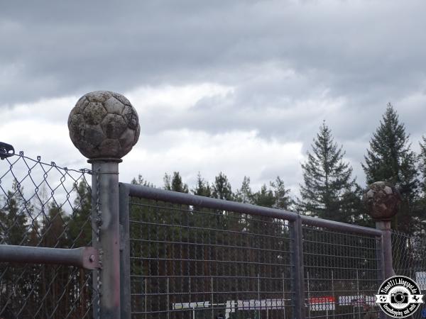 Sportanlage Roter Stich - Berglen-Hößlinswart