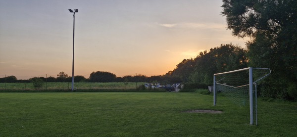 Sportanlage Strandstraße B-Platz - Oldenburg/Holstein-Dannau