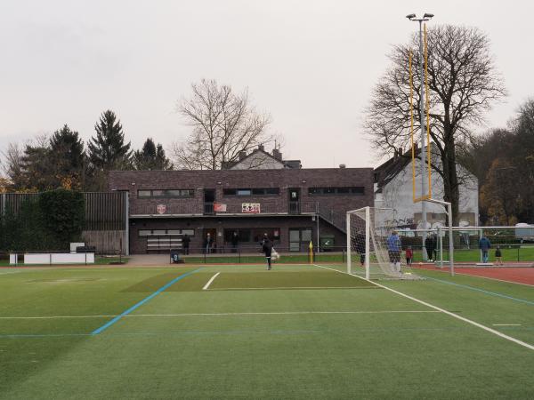 Sportplatz Dieter-Forte-Gesamtschule - Düsseldorf-Eller