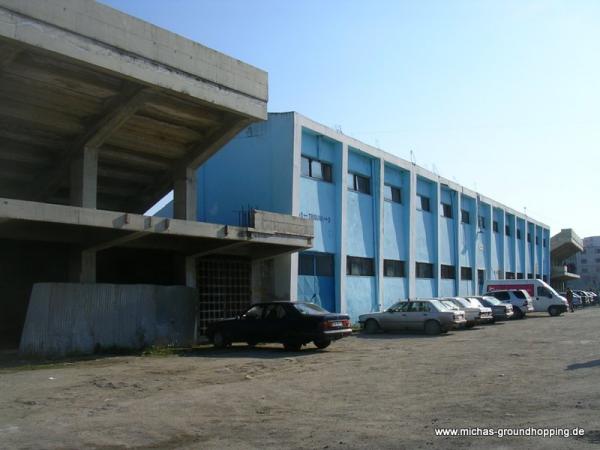 Stadiumi Niko Dovana - Durrës