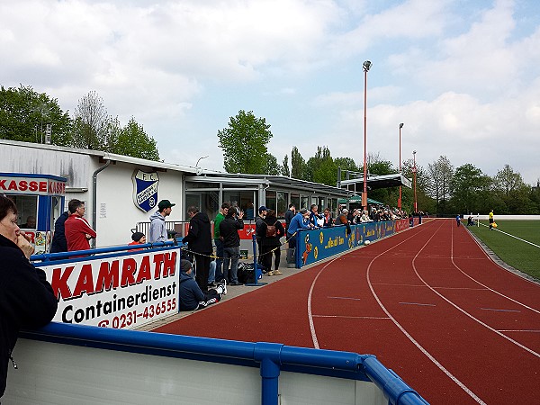 Sportplatz Am Hombruchsfeld - Dortmund-Renninghausen