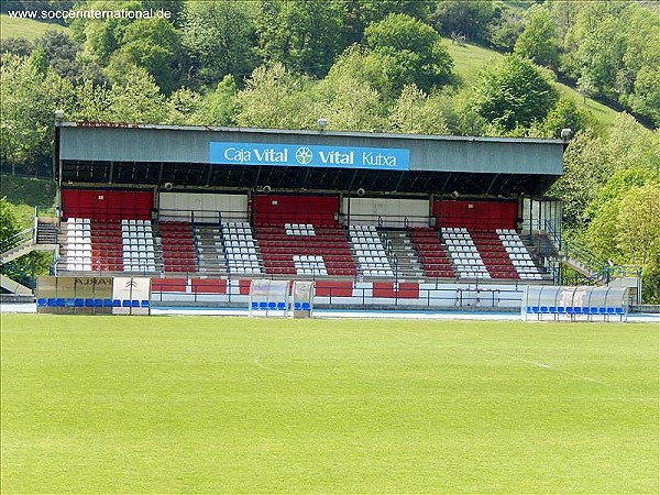 Estadio Ellakuri - Laudio, Euskadi