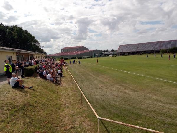 Sportplatz Schönower Weg - Casekow