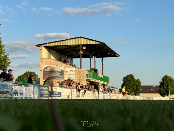 Stadion Vojtěcha Zeithamla - Hostouň u Prahy