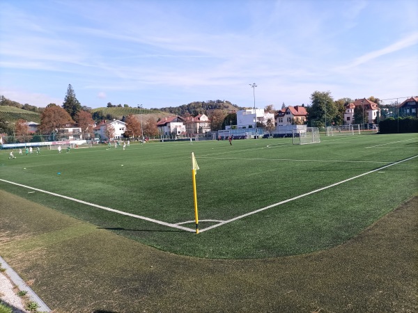 Pomožno igrišče Ljudski vrt - igrišče z UT - Maribor