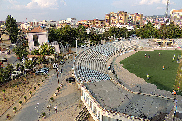 Stadiumi Fadil Vokrri - Prishtinë (Pristina)