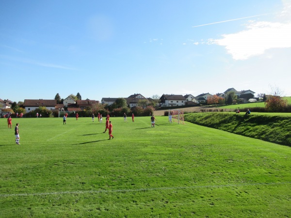Sportplatz am Neustifter Berg - Ortenburg-Neustift