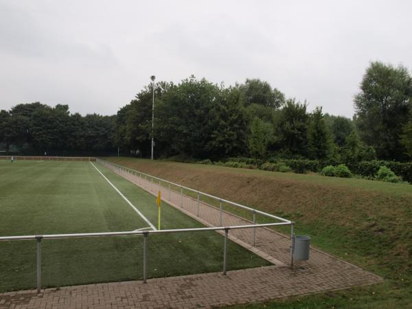 Bezirkssportanlage Oststraße Platz 3 - Gelsenkirchen-Erle