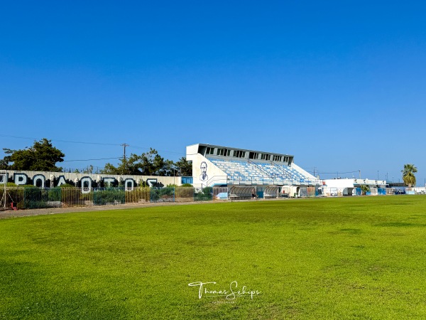 Stadio Nea Alikarnassos - Irákleio (Heraklion)