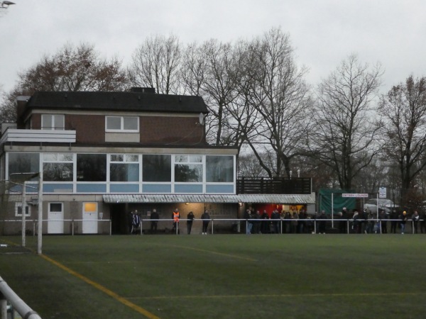 Sportzentrum Oststeinbek B-Platz - Oststeinbek