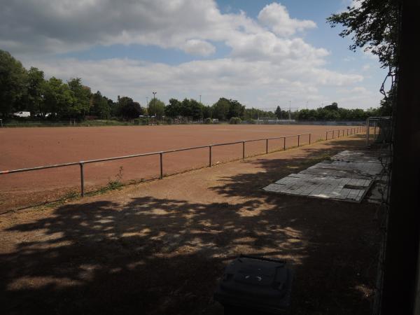 Sportanlage Rheinhöhe Platz Erlenweg - Wiesbaden