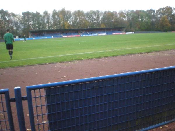 Bezirkssportanlage Stadion Lüttinghof - Gelsenkirchen-Buer-Hassel