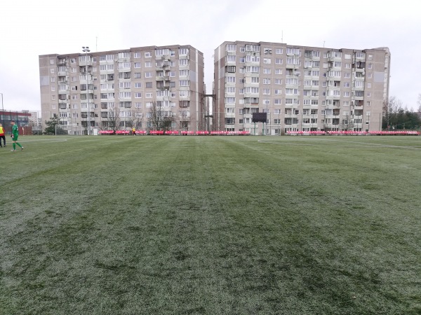 Vilniaus Fabijoniskiu Vidurines Mokyklos Stadionas - Vilnius