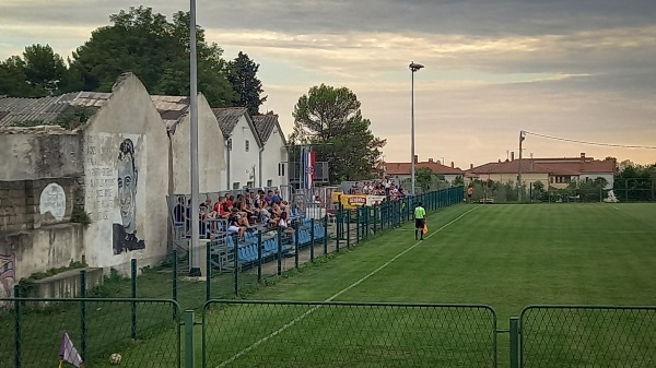 Nogometno Igraliste - Vodnjan