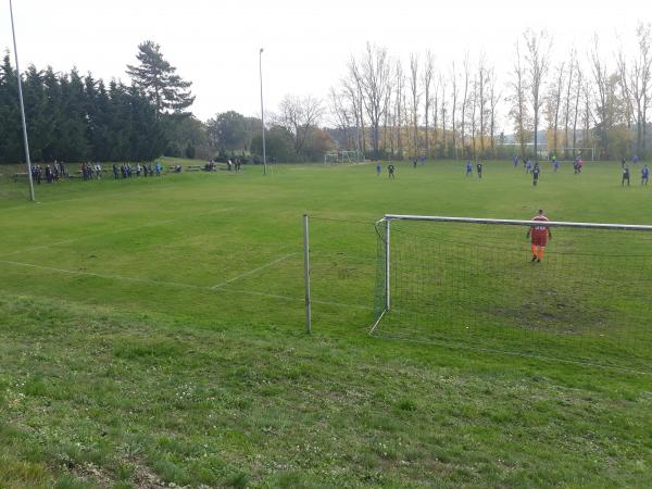 Armin-Bach-Sportplatz 2 - Groß Kreutz/Havel-Schenkenberg