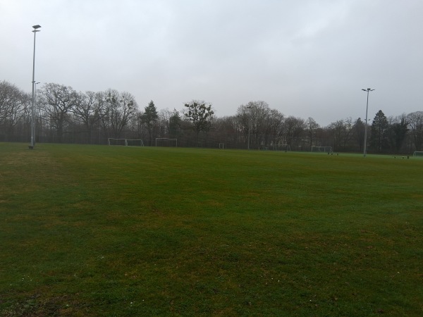 Bezirkssportanlage Surheimer Weg Platz 3 - München-Sendling