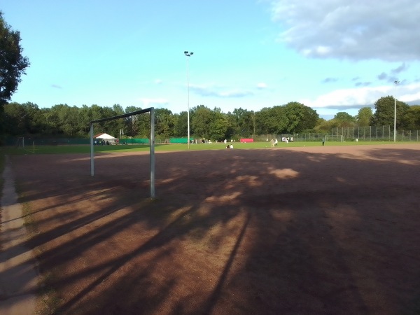 Bezirkssportanlage Curiestraße Platz 2 - Bremen-Horn