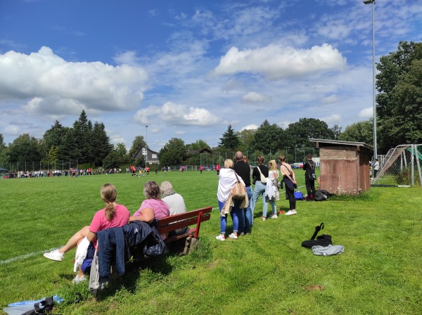 Sportanlage Kieler Weg B-Platz - Kiel-Neumeimersdorf