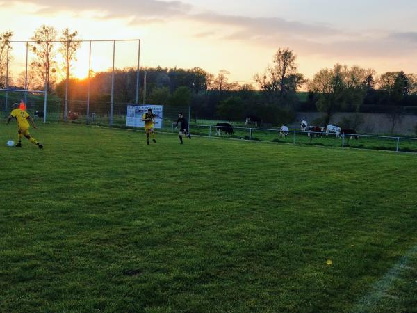 Sportplatz Im Wiesengrund - Geilenkirchen-Süggerath