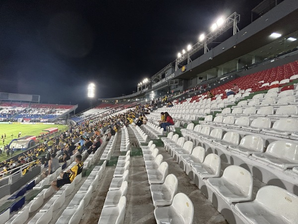 Estadio ueno Defensores del Chaco - Asunción