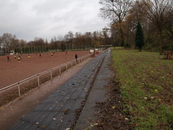 Sportanlage Iltisstraße Nordplatz - Duisburg-Neumühl