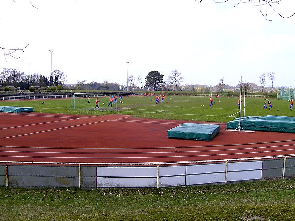 Fritz-Latendorf-Stadion - Eutin-Fissau