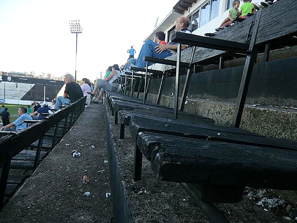 Estadio Gildo Francisco Ghersinich - Gerli, BA