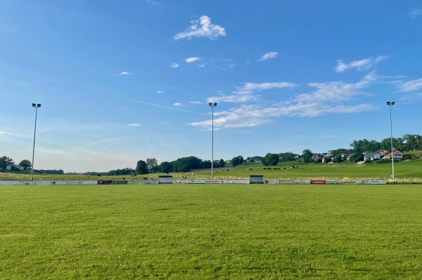 Stade du Champ du Pont - Remaufens