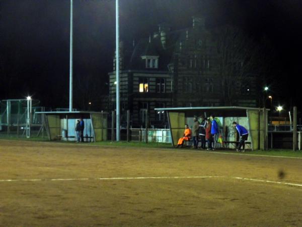 Vulkanstadion Nebenplatz - Kruft