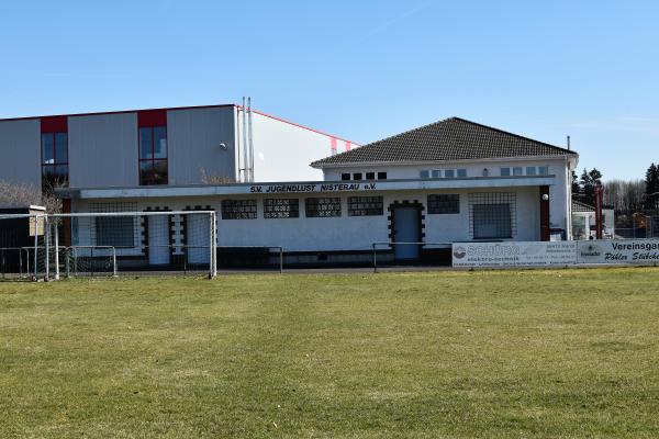 Sportplatz Am Senneberg - Nisterau-Pfuhl