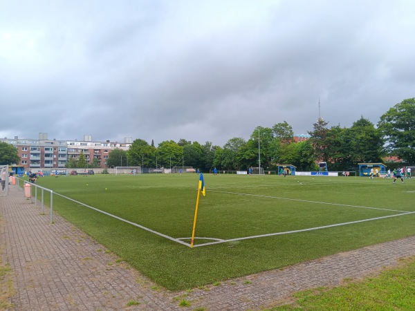 Sportplatz Kasernenbrink - Lübeck-St. Lorenz Nord