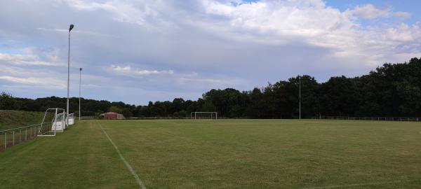 Sportanlage Auhäger Straße B-Platz - Sachsenhagen