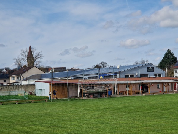 Sportplatz an der Holzbach - Ergersheim
