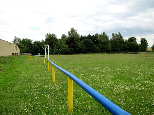 Sportplatz Stößen - Stößen