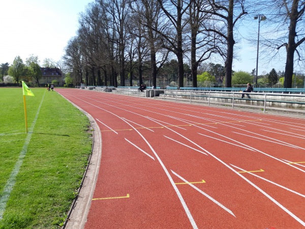 Hubertus-Sportplatz - Berlin-Grunewald