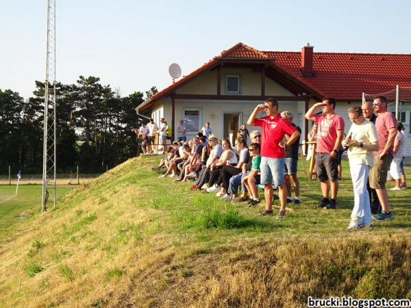 Sportplatz Kronberg Nebenplatz - Kronberg