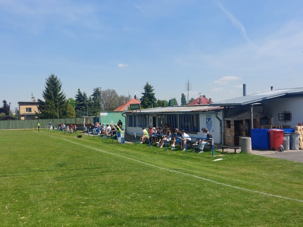 Fotbalové hřiště Pletený Újezd - Pletený Újezd