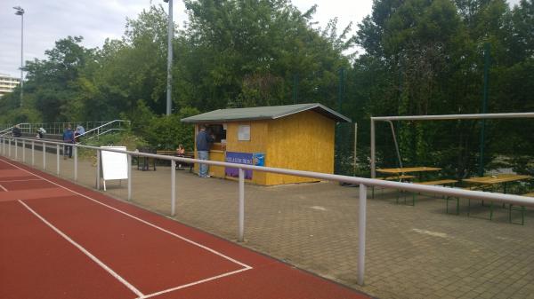 Sportplatz Hanns-Eisler-Straße - Berlin-Prenzlauer Berg