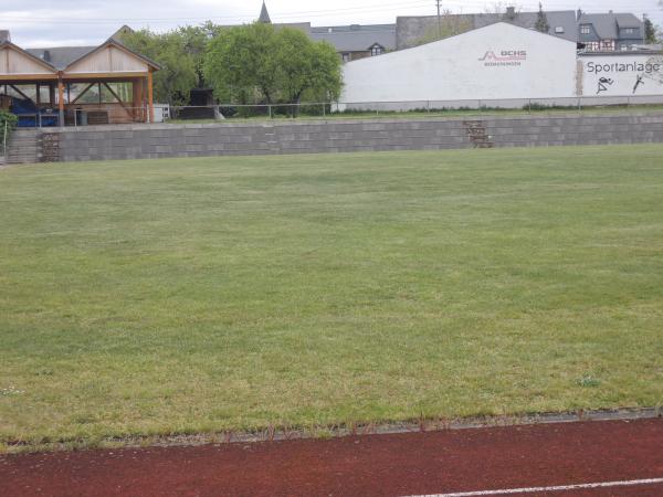 Sportplatz Jahnstraße - Weisel/Taunus